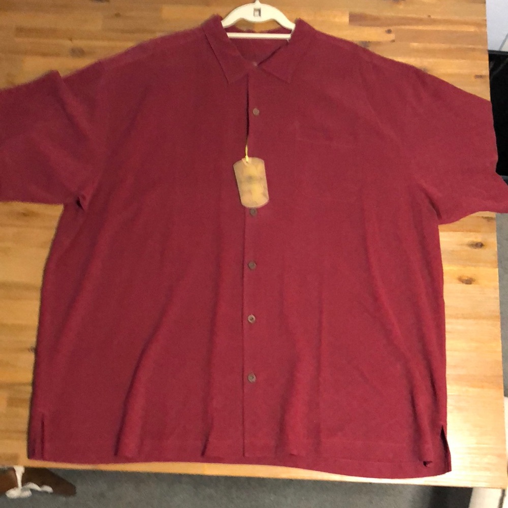 Tommy Bahama XXL silk pocket button shirt